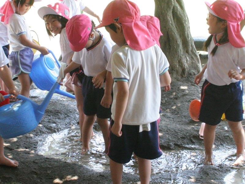 水あそび＆裸足保育
