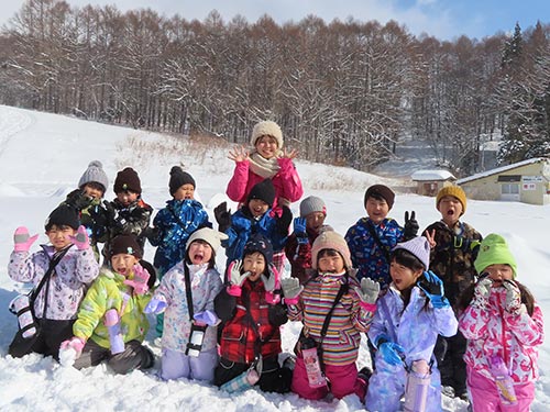 雪遊び